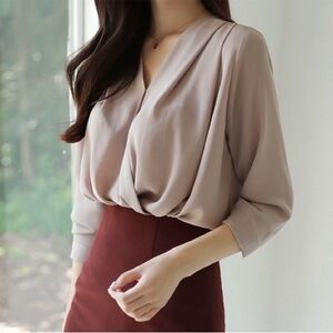 V-neck pastel tone pink blouse